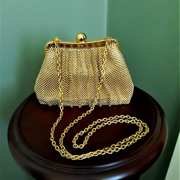 Whiting & Davis Handbags - Rare - Vintage W&D Mesh Bead Purse